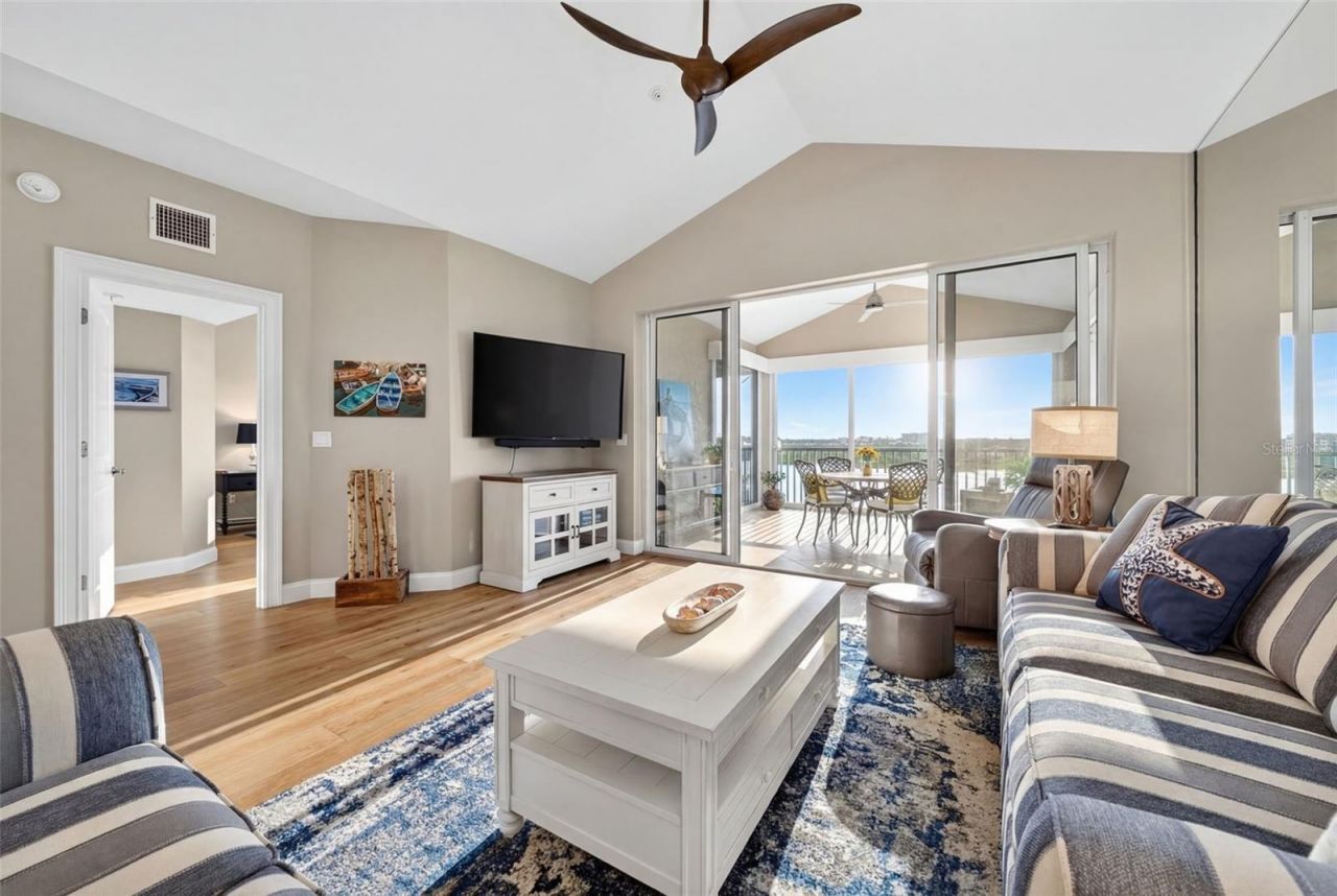 1280 Dolphin Bay Way, Unit 503, Sarasota, FL 34242 Photo