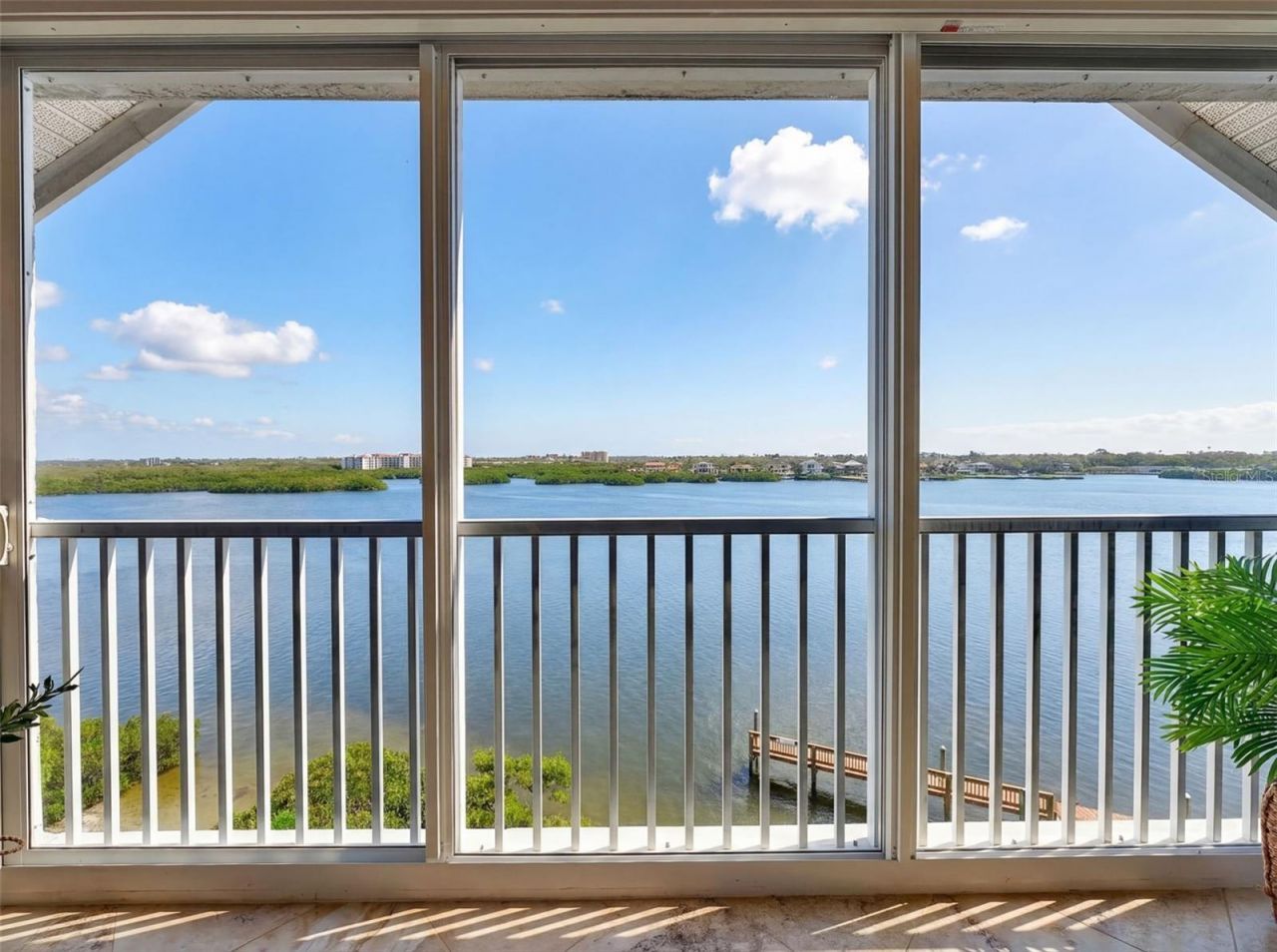 1280 Dolphin Bay Way, Unit 503, Sarasota, FL 34242 Photo