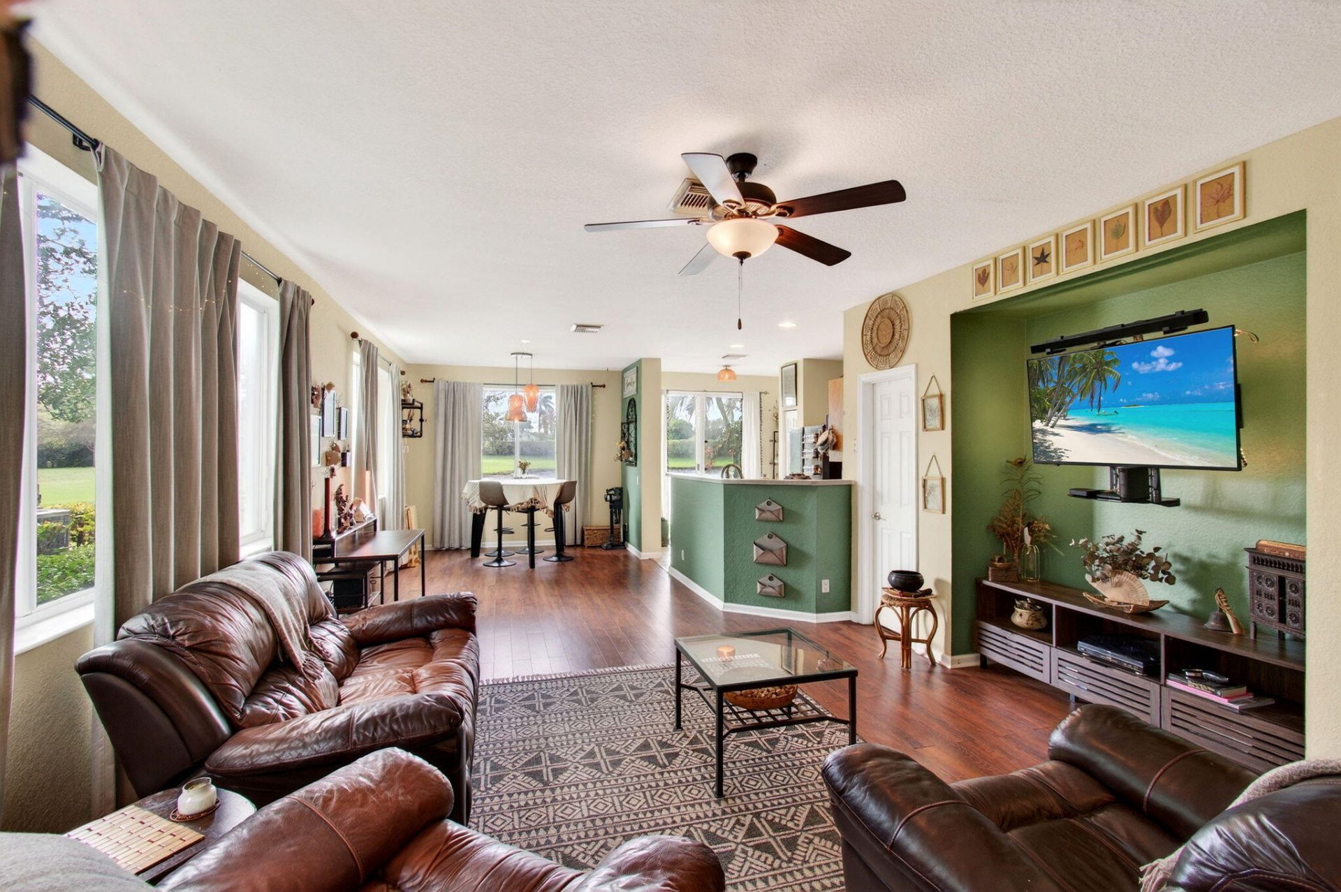 3167 Laurel Ridge Circle, Riviera Beach, FL 33404 Photo