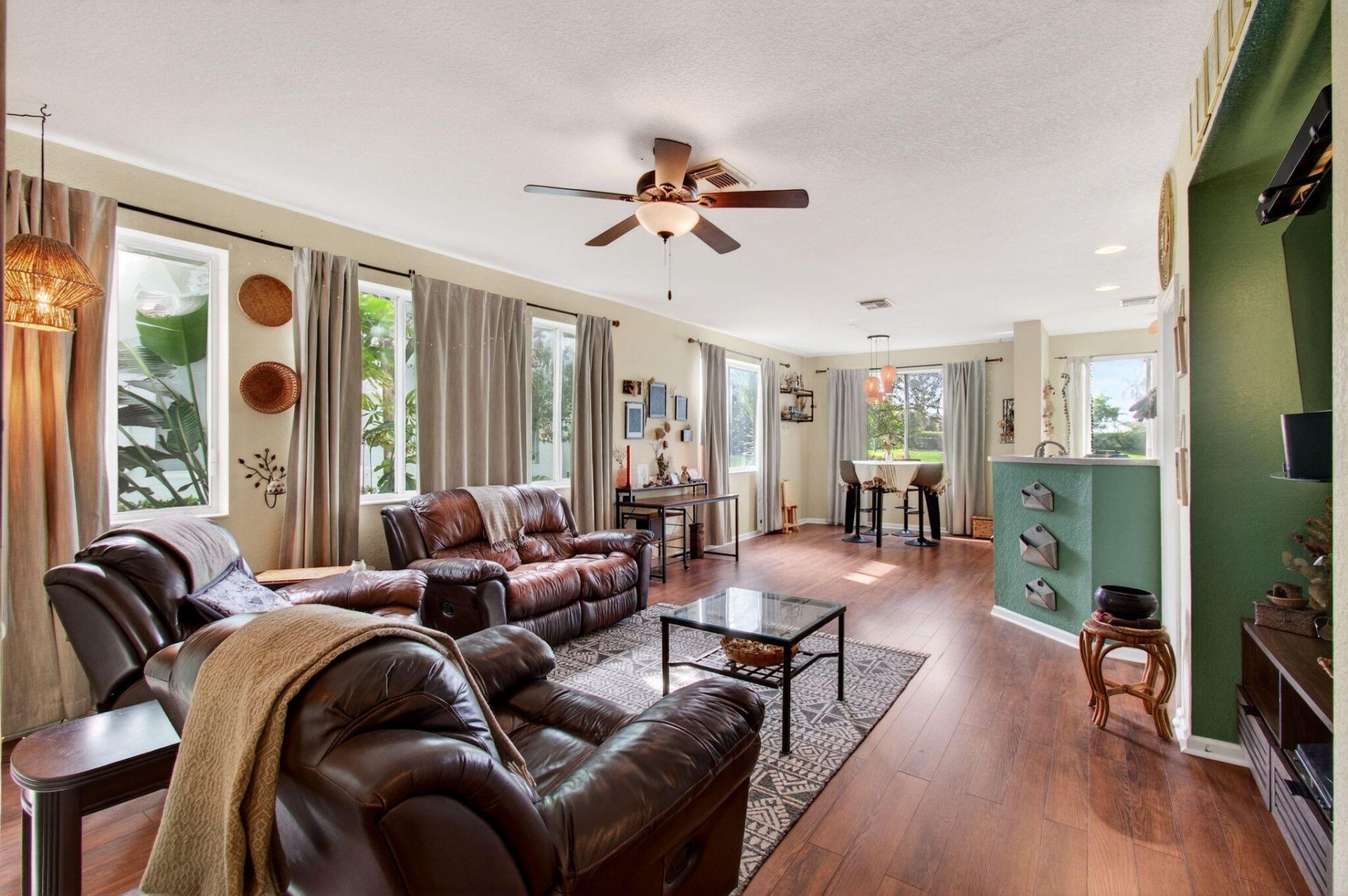 3167 Laurel Ridge Circle, Riviera Beach, FL 33404 Photo