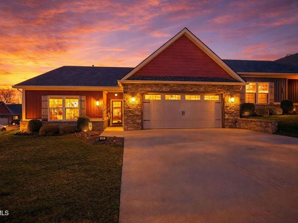 216 Hacker Martin Drive, Johnson City, TN 37615