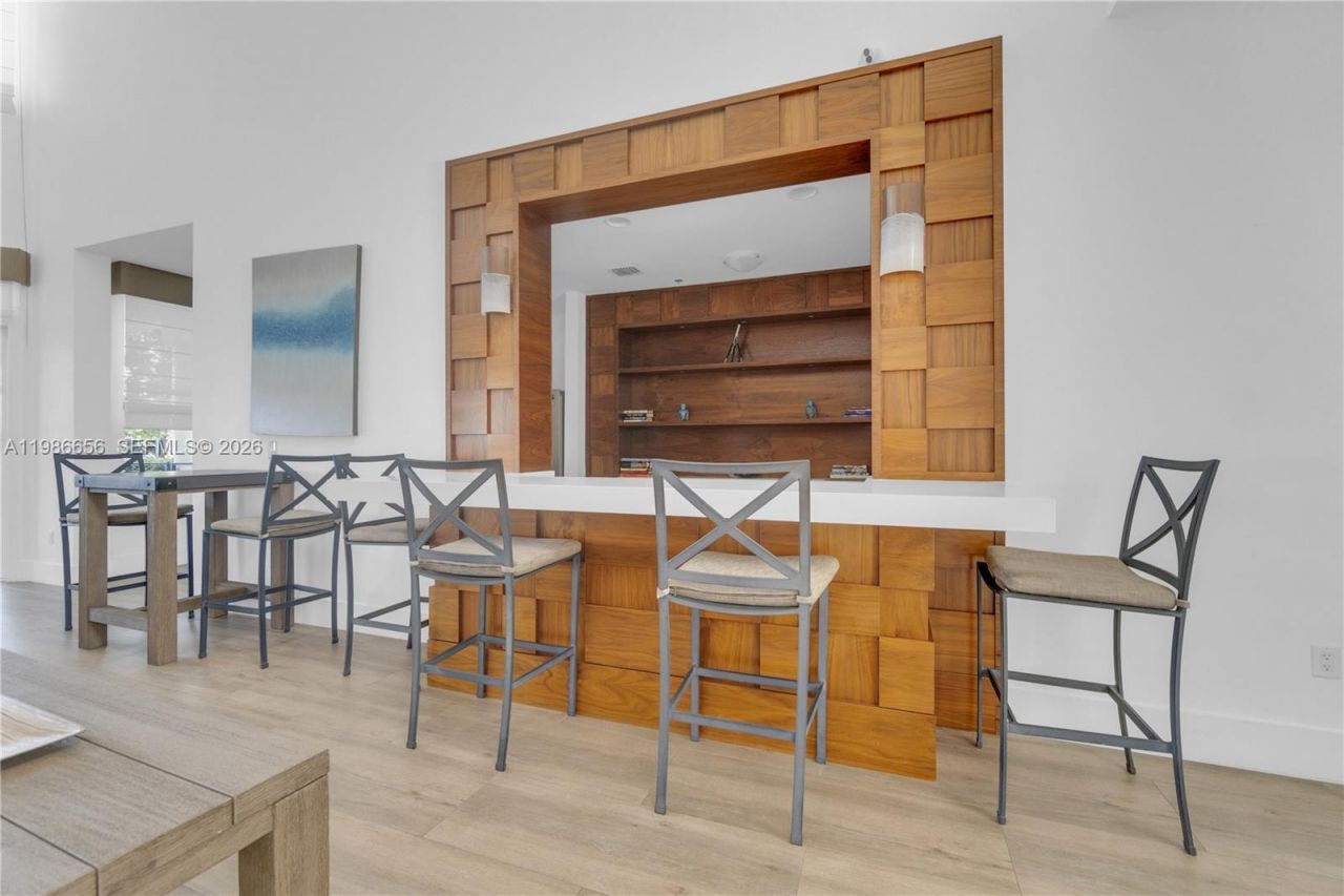 3235 NE 184th St , Unit 11103, Aventura, FL 33160 Photo