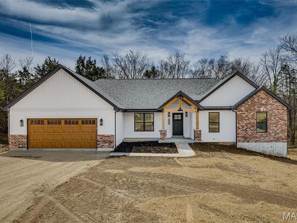 3403 Weatherby Lane, Farmington, MO 63640