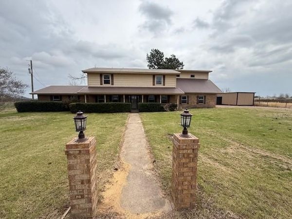 303 New Highland Road, Springtown, TX 76082