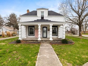 618 W Jefferson Street, New Carlisle, OH 45344