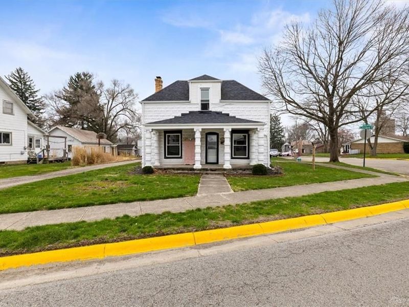 618 W Jefferson Street, New Carlisle, OH 45344 Photo 2