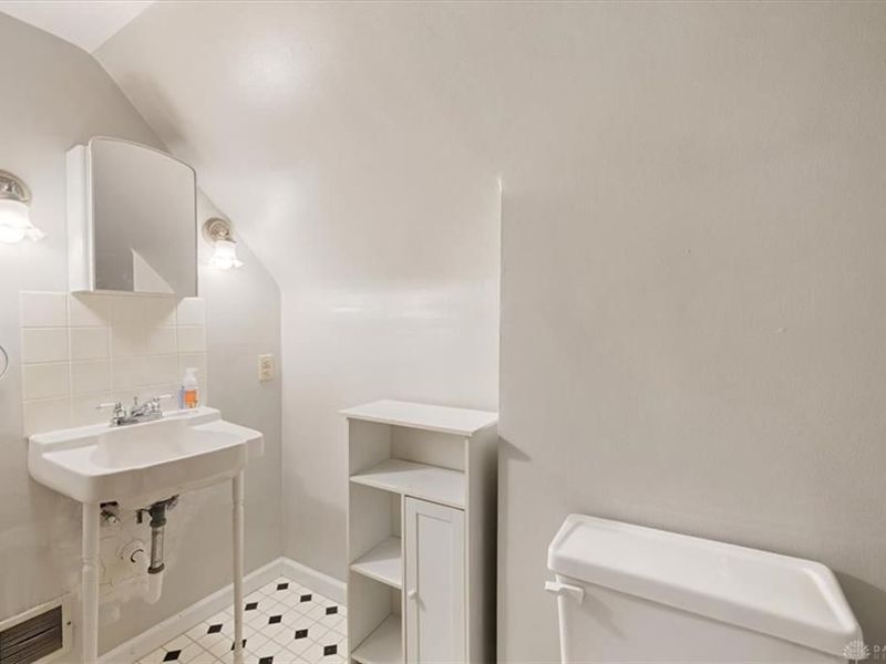 618 W Jefferson Street, New Carlisle, OH 45344 Photo 39