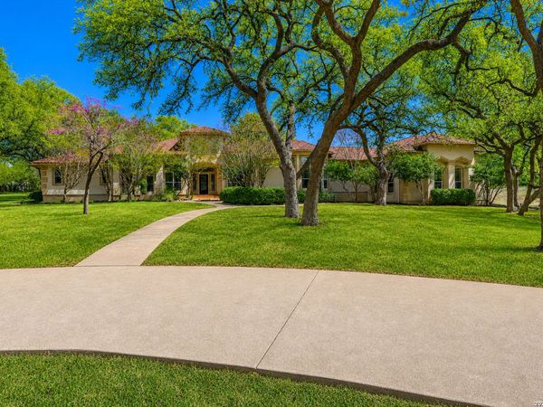 112 Hidden Pointe, New Braunfels, TX 78132