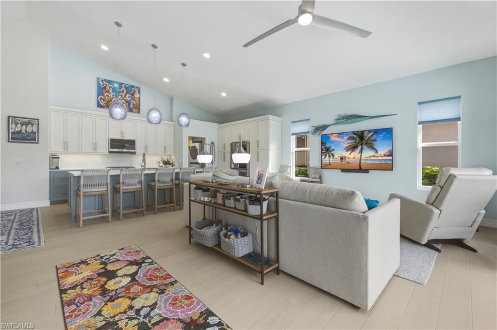 9515 Mariners Cove Ln, Fort Myers, FL 33919 Photo