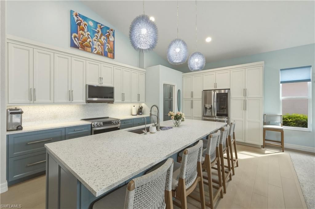 9515 Mariners Cove Ln, Fort Myers, FL 33919 Photo