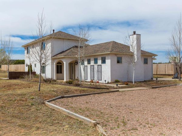 10 Adams Road, Edgewood, NM 87015