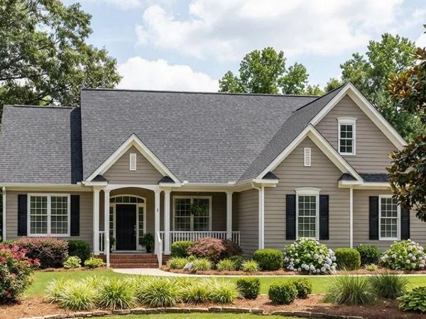 1 Field Avenue, York, ME 03909