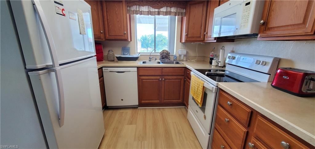 2100 Barkeley Ln, Unit 19, Fort Myers, FL 33907 Photo