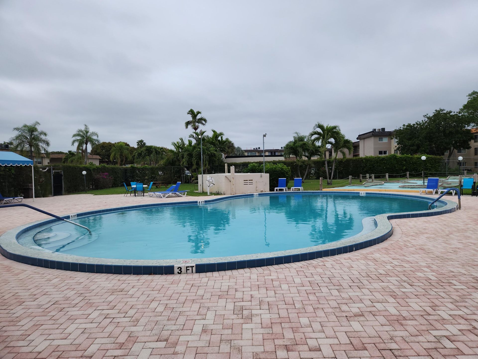 711 Lori Drive, Palm Springs, FL 33461 Photo