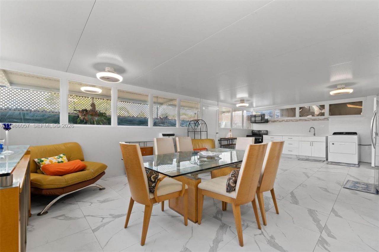 14109 SW 55th St , Miami, FL 33175 Photo