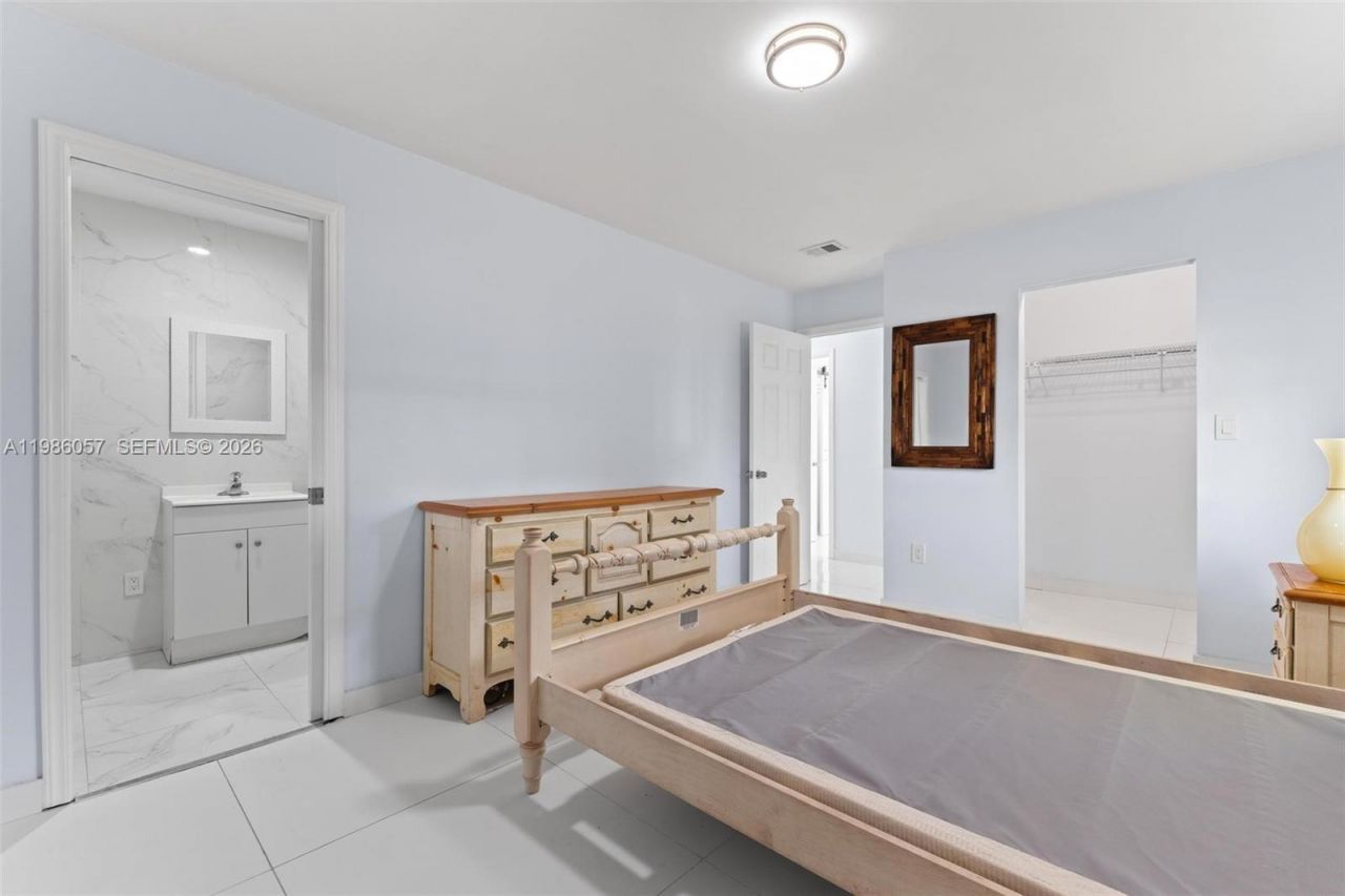 14109 SW 55th St , Miami, FL 33175 Photo