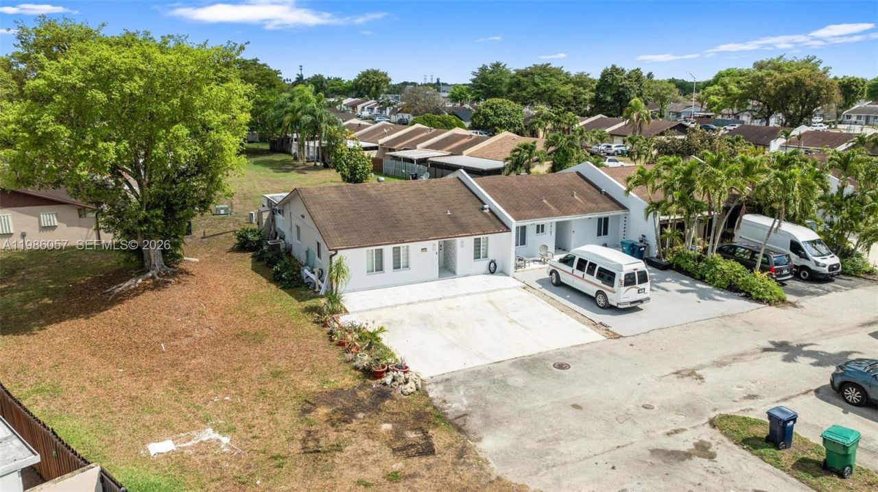 14109 SW 55th St , Miami, FL 33175 Photo