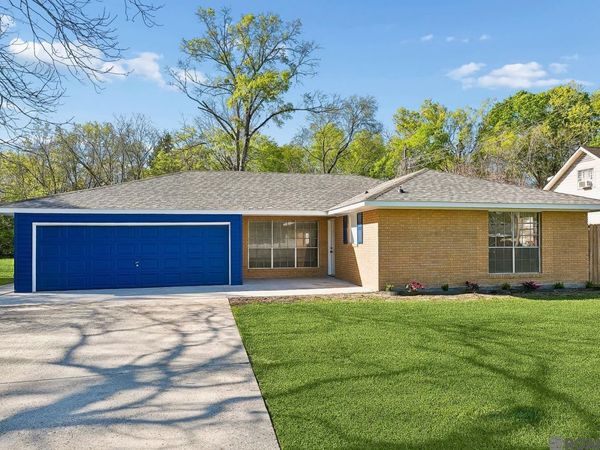 8950 Graham Dr, Baton Rouge, LA 70814