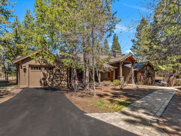 17719 Caldera Springs Drive, Unit 28, Bend, OR 97707