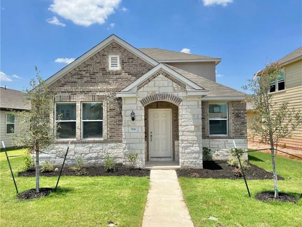 704 Long RUN, Liberty Hill, TX 78642