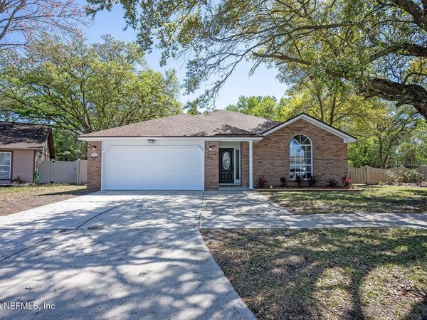 2345 LUANA Drive E, Jacksonville, FL 32246