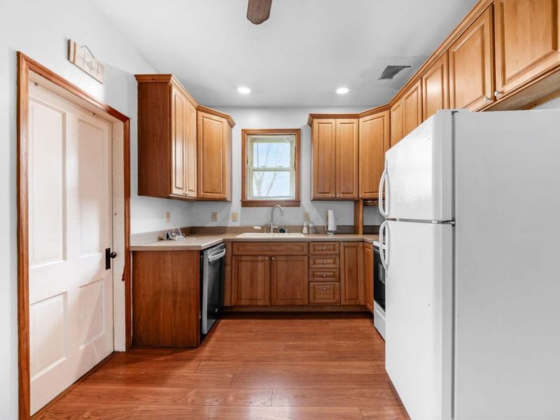 7045 W Jefferson Kiousville Road , London, OH 43140 Photo 3