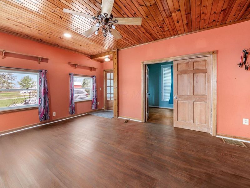 7045 W Jefferson Kiousville Road , London, OH 43140 Photo 8