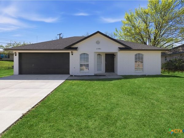 1301 Fairbanks Street , Copperas Cove, TX 76522