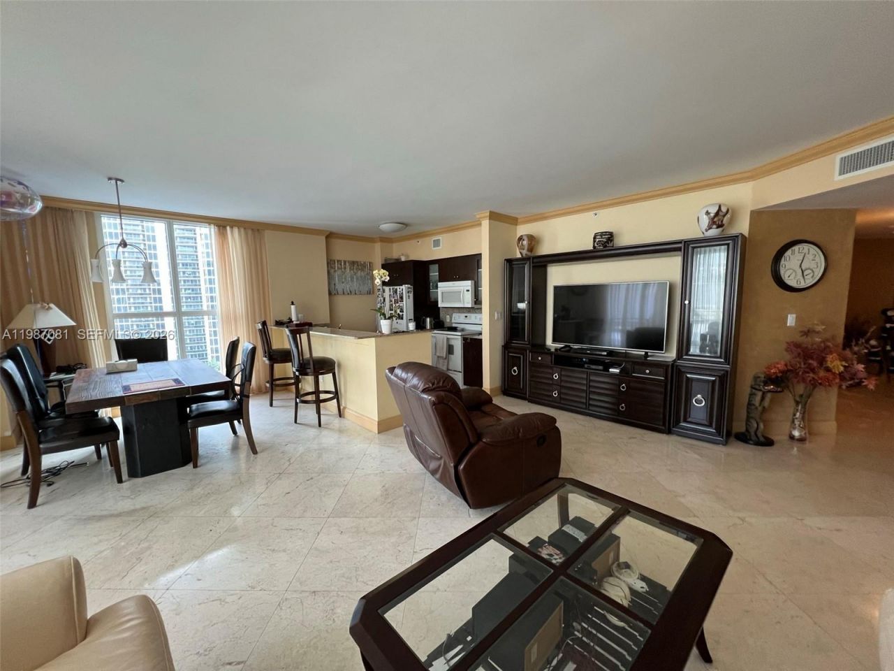 17555 Atlantic Blvd , Unit 1207, Sunny Isles Beach, FL 33160 Photo