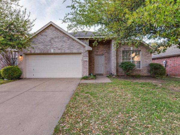 4712 Palm Ridge Drive, Fort Worth, TX 76133