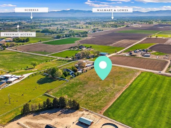 3735 S Black Cat Rd, Nampa, ID 83687