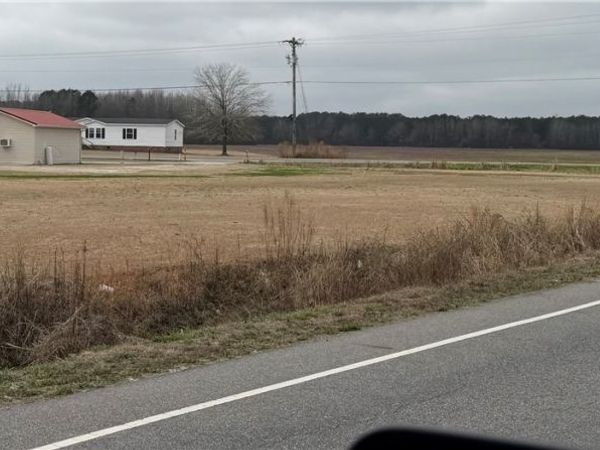 Popes Crossing Road, Lumberton, NC 28358