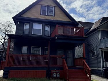 10222 Parkgate Avenue, Cleveland, OH 44108
