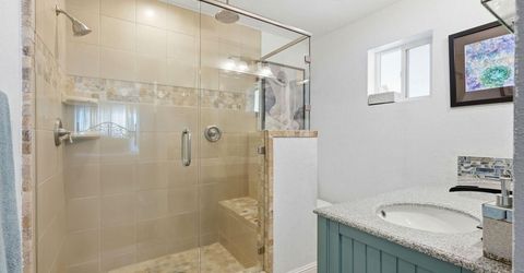 4623 Hazelwood Ave, Sacramento, CA 95821 Photo