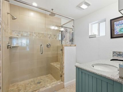 4623 Hazelwood Ave, Sacramento, CA 95821 Photo