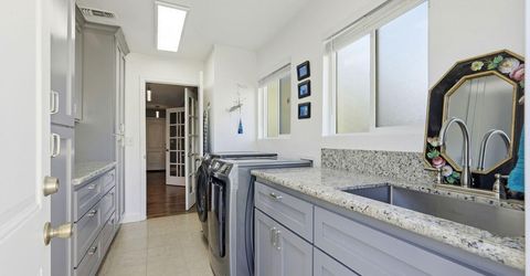 4623 Hazelwood Ave, Sacramento, CA 95821 Photo