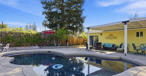 4623 Hazelwood Ave, Sacramento, CA 95821 Photo