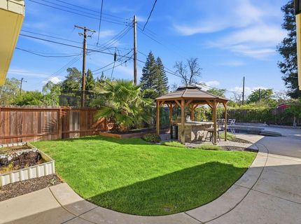 4623 Hazelwood Ave, Sacramento, CA 95821 Photo