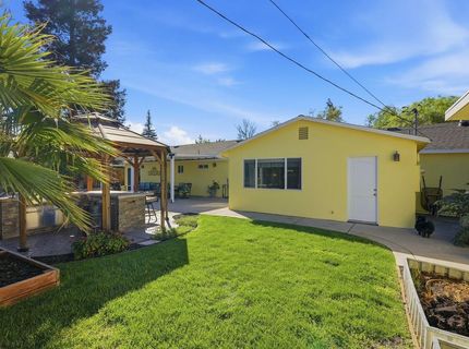 4623 Hazelwood Ave, Sacramento, CA 95821 Photo