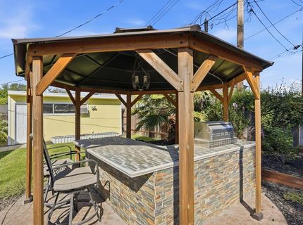 4623 Hazelwood Ave, Sacramento, CA 95821 Photo