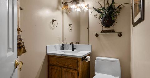 1801 Arroyo Dr, Auburn, CA 95603 Photo