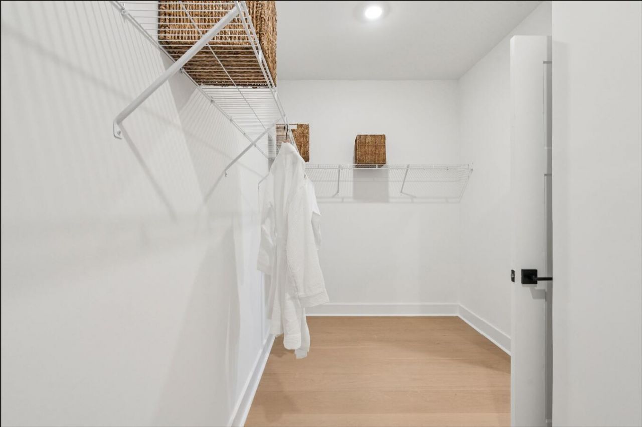 518 Highcroft Avenue Photo 21