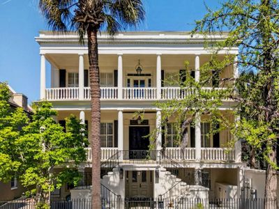 36 Society Street, Charleston, SC 29401