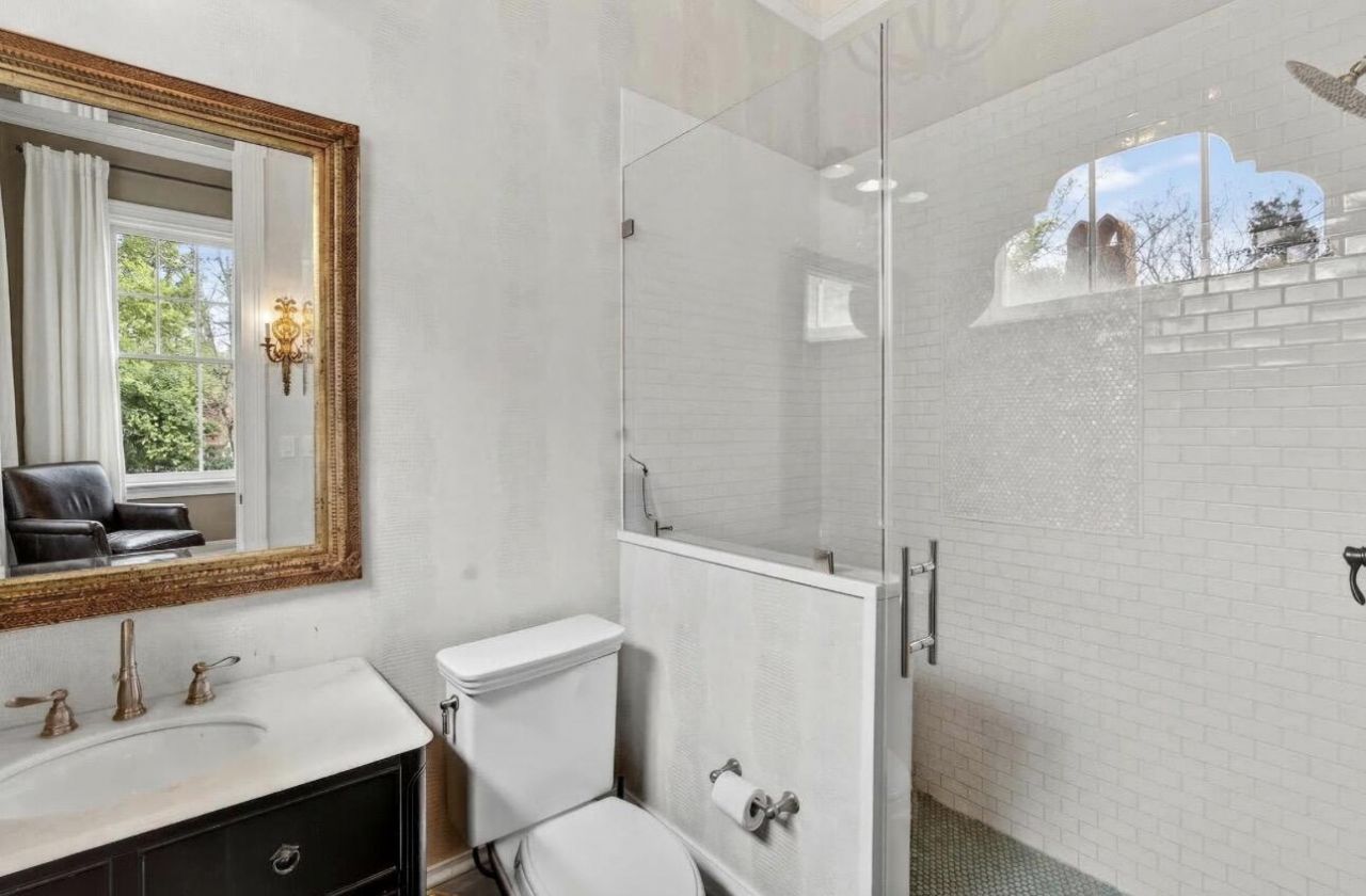 36 Society Street Photo 22