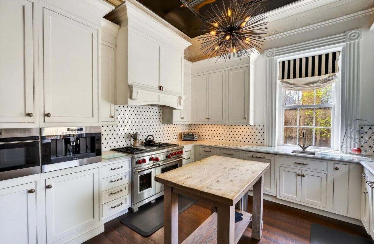 36 Society Street Photo 27