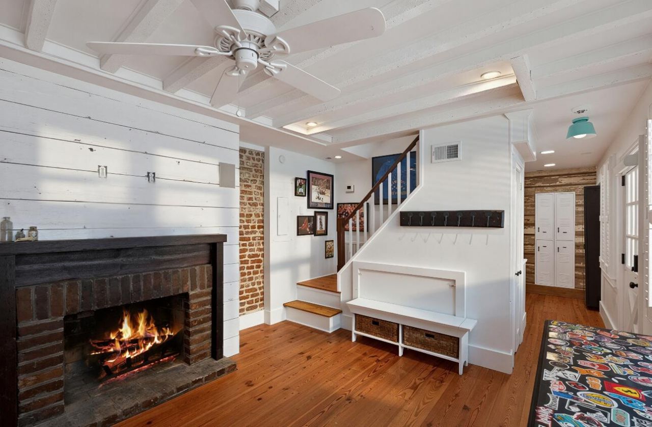 36 Society Street Photo 29