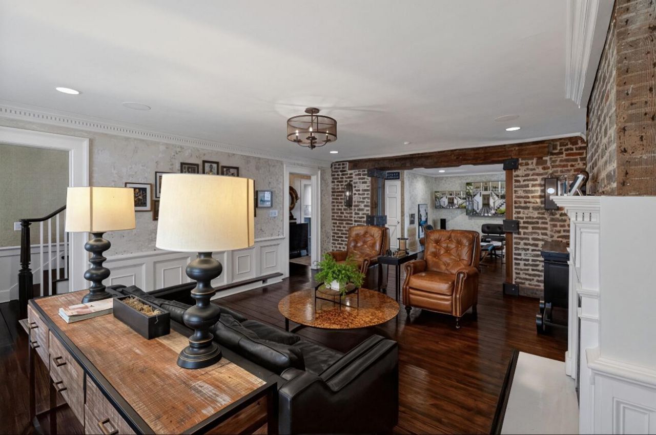 36 Society Street Photo 47