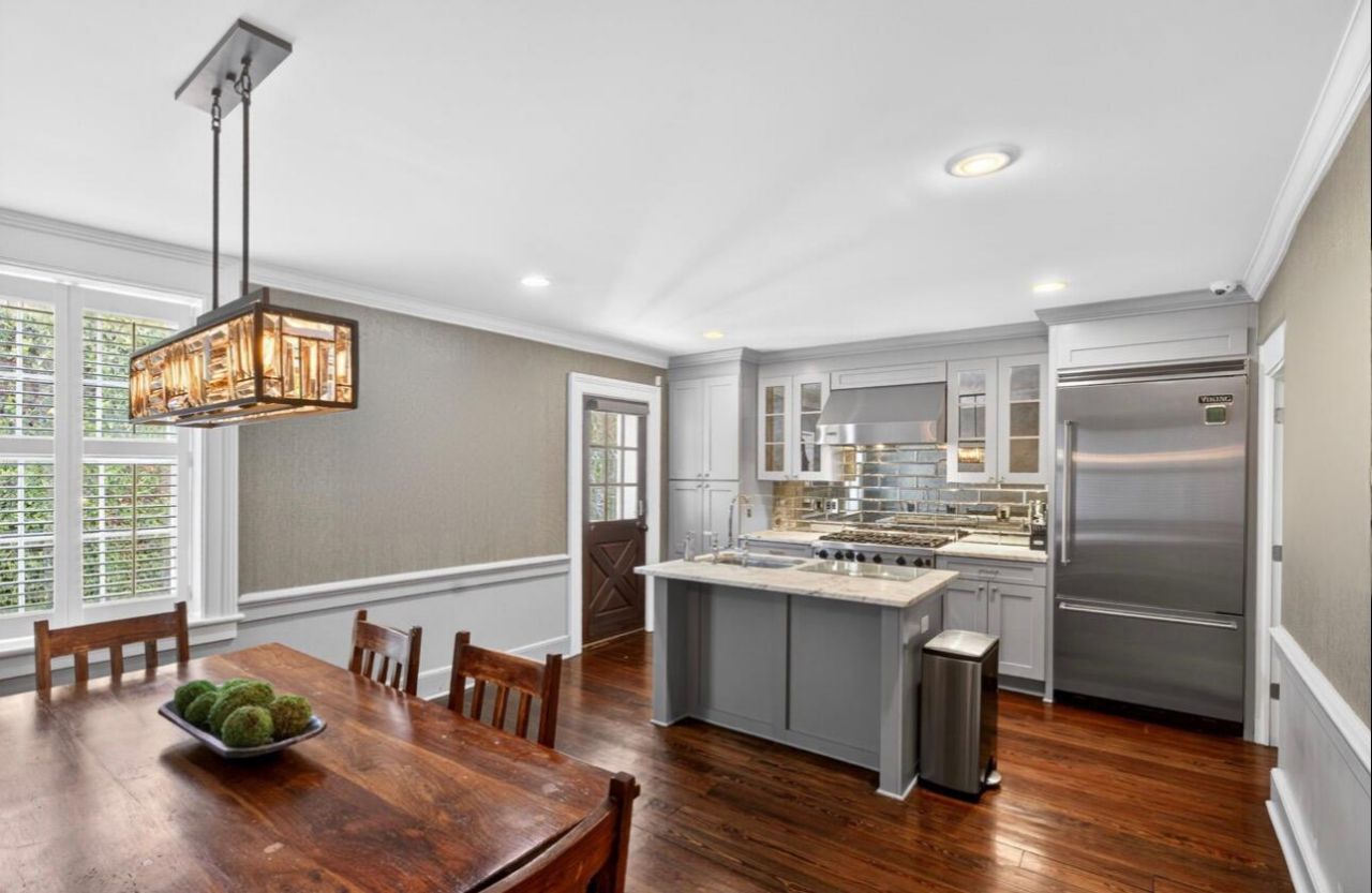 36 Society Street Photo 53