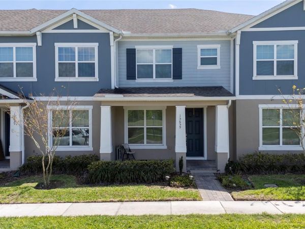 15659 JUNGLE ALLEY , WINTER GARDEN, FL 34787