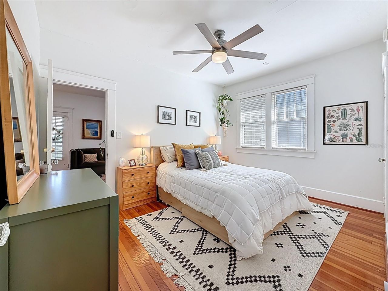 146 13th Avenue Ne, Saint Petersburg, FL 33701 Photo